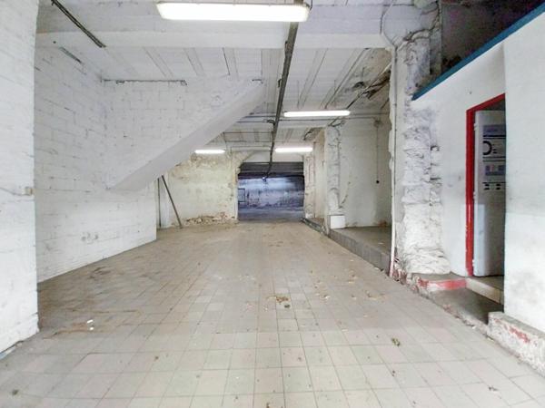 Immeuble à vendre    5 pièces •  Villeneuve-lès-Béziers