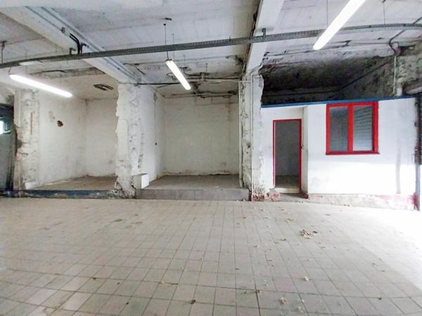 Immeuble à vendre    5 pièces •  Villeneuve-lès-Béziers