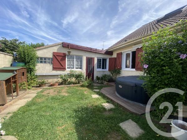 Maison à vendre  7 pièces - 101 m 2   ROISSY EN BRIE  - 77