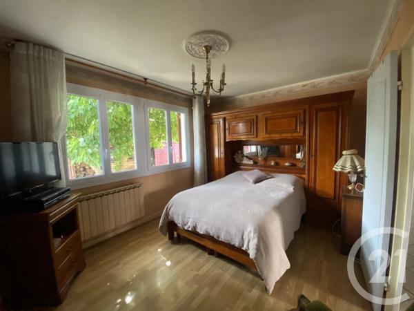 Maison à vendre  7 pièces - 101 m 2   ROISSY EN BRIE  - 77