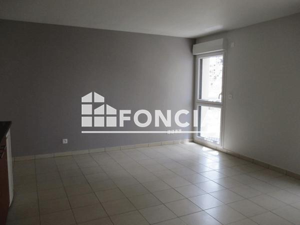 Location Appartement 2 pièces 51.96 m² - 150 BOULEVARD JEAN ROYER Tours 37000