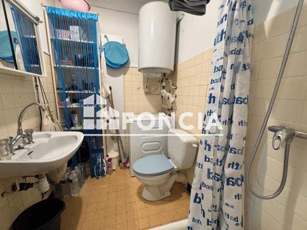 Location Studio meublé 23.81 m² - Hyères 83400