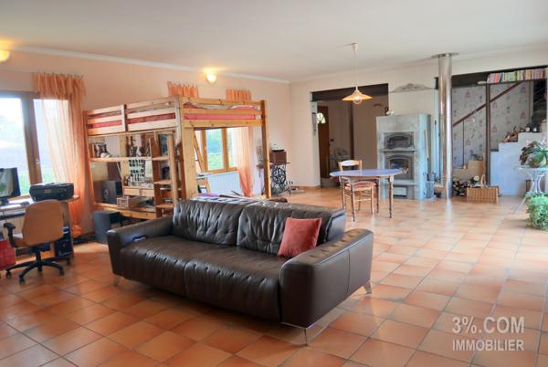 Maison atypique de 190m², 4 Chambres, Garage 55m², Jardin 684m² Saint-Léger-les-Vignes (44710)