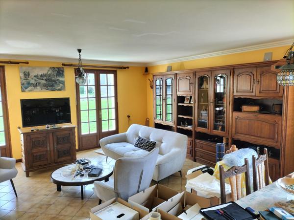 Maison
                                                                                                                                                                                                                                                                                                                        5 pièce(s)                                                                                                                                                                                                          3 chambre(s)                                                                                                                                                                                                          139  m²
