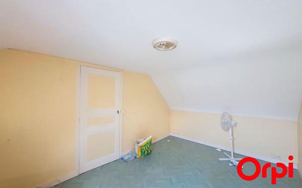 Maison à vendre    4 pièces •  Connerré