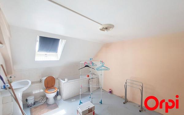 Maison à vendre    4 pièces •  Connerré