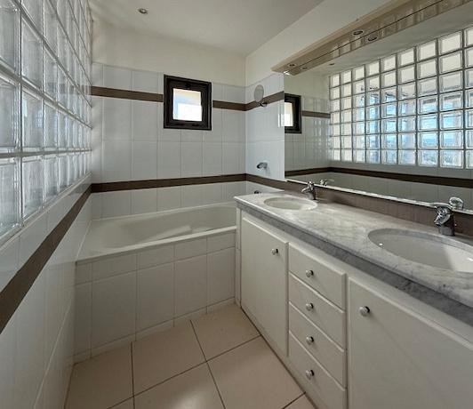 Ville-di-Pietrabugno (20200) DUPLEX VILLE DI PITRABUGNO