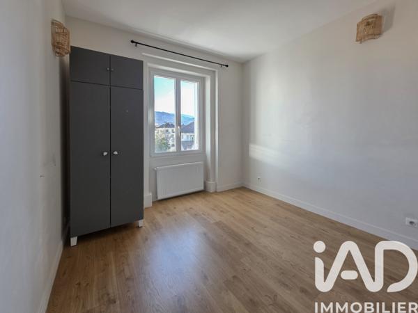 Location appartement 5 pièces 111 m² Annecy