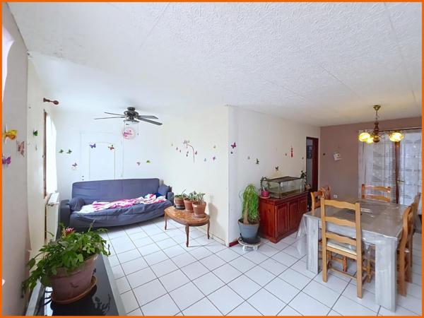 Emplacement idéal, double habitation, fort potentiel ! ?