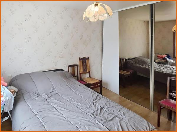 Emplacement idéal, double habitation, fort potentiel ! ?