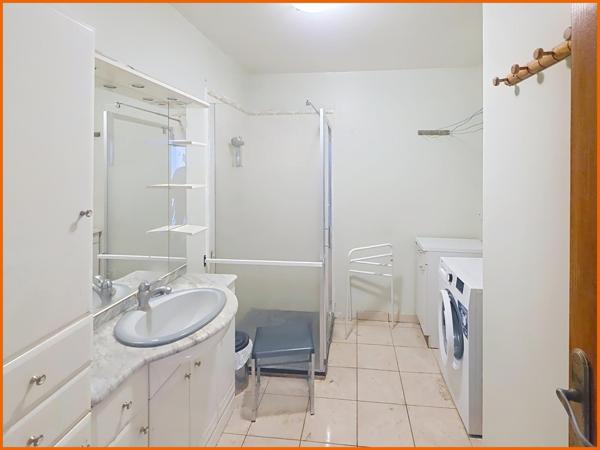 Emplacement idéal, double habitation, fort potentiel ! ?