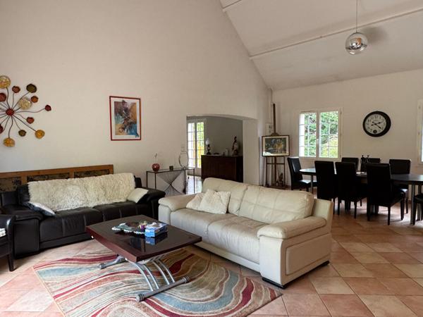 MAISON 5 chambres A VENDRE ROMORANTIN LANTHENAY