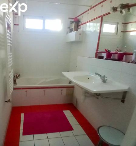 33560-PLAIN-PIED 5 PIECES RÉNOVÉ - VASTE POTENTIEL D'EXTENSION