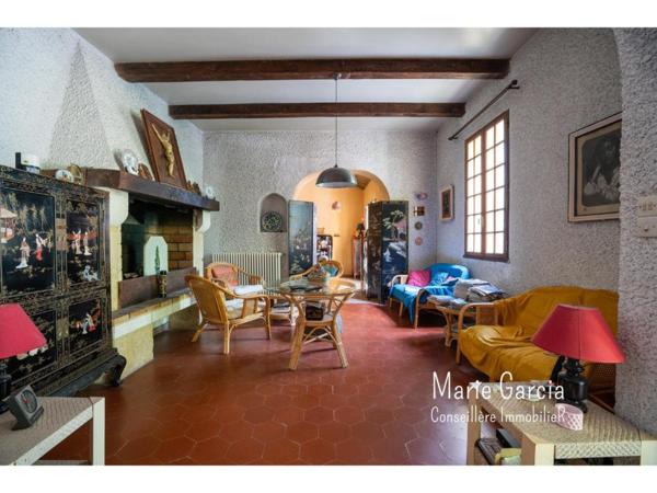 Grande maison (5 chambres)  – Quartier colline nord / Eau Bouillie – Nîmes