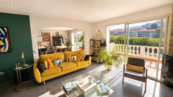 Ollioules – Espace, lumière et prestations pour une maison pensée pour votre confort.