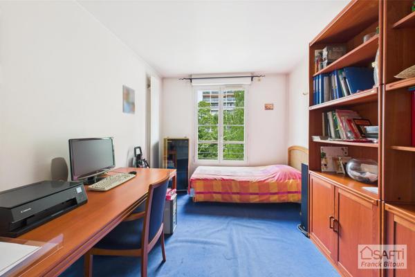 Centre-ville. Beau 4 pièces moderne avec terrasse, cave et parking.