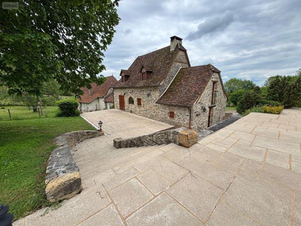 Maison à vendre à Lacapelle-Marival dans le Lot (46120), ref : 46030/MAIS/534
