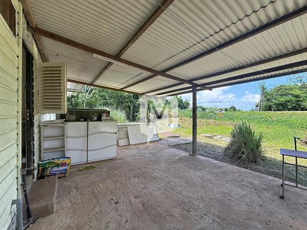 DPT GUYANE, à vendre RÉMIRE-MONTJOLY Maison T5 Pain-pied de 73 m2 sur un terrain de 1 702 m2