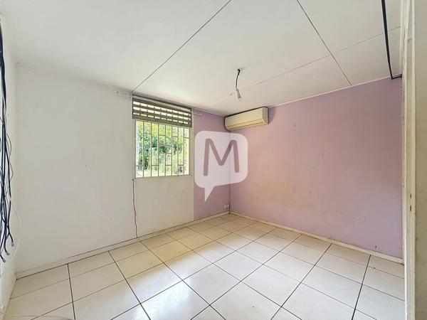 DPT GUYANE, à vendre RÉMIRE-MONTJOLY Maison T5 Pain-pied de 73 m2 sur un terrain de 1 702 m2