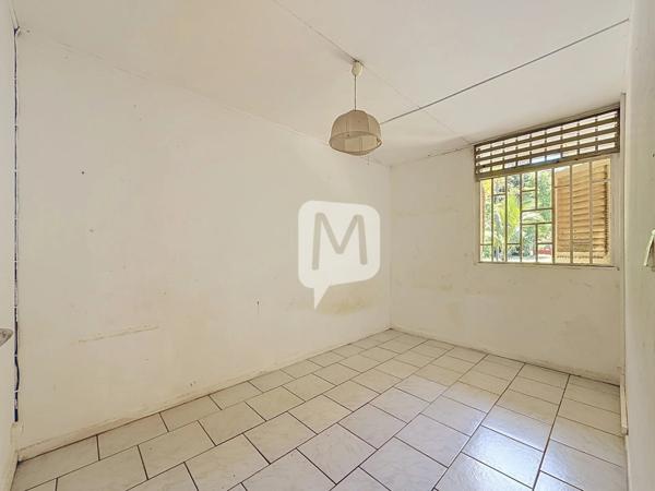DPT GUYANE, à vendre RÉMIRE-MONTJOLY Maison T5 Pain-pied de 73 m2 sur un terrain de 1 702 m2