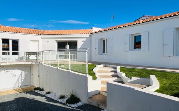 Maison à vendre    5 pièces • 148,50 m2 Rivedoux-Plage