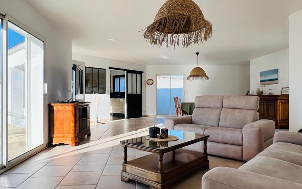 Maison à vendre    5 pièces • 148,50 m2 Rivedoux-Plage