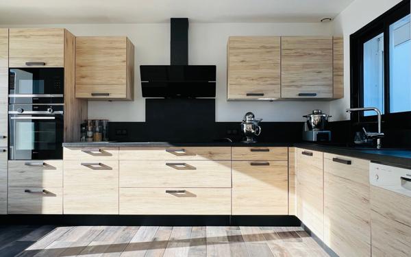 Maison à vendre    5 pièces • 148,50 m2 Rivedoux-Plage