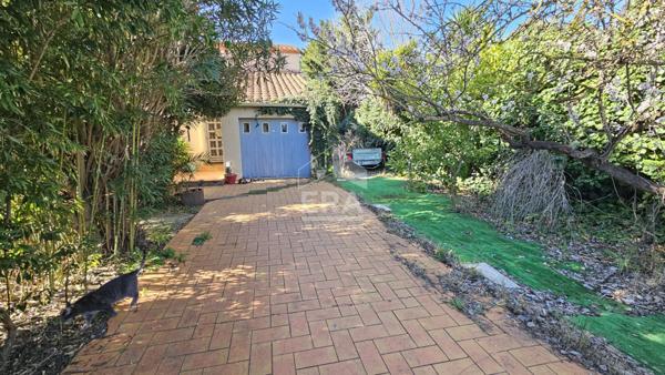 Canet en Roussillon : maison 4 faces à vendre avec garage et jardin avec pisicne