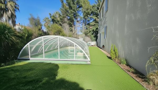 Canet en Roussillon : maison 4 faces à vendre avec garage et jardin avec pisicne