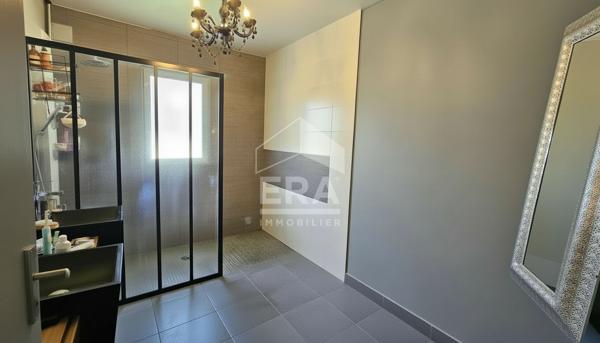 Canet en Roussillon : maison 4 faces à vendre avec garage et jardin avec pisicne