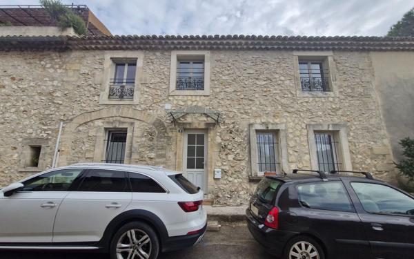 Maison à vendre    4 pièces •  Rochefort-du-Gard