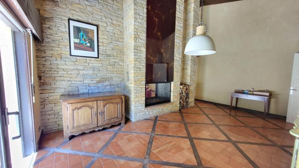 Mussidan Maison d'architecte 10 pièces, 290 m² habitables piscine parcelle de 3110m²