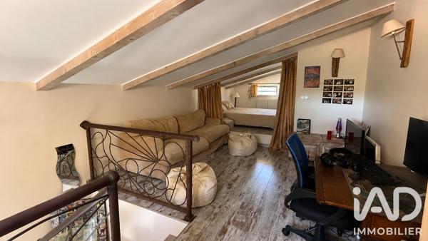 Maison à vendre 8 pièces 232 m² Le Castellet