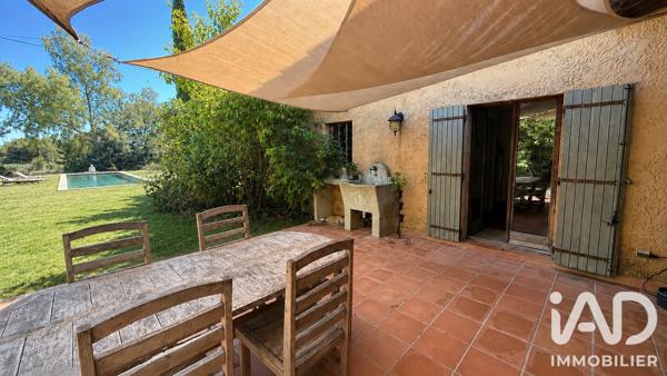 Maison à vendre 8 pièces 232 m² Le Castellet