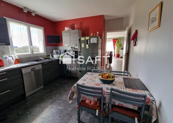 Maison 195 m2, 4 chambres, 2 salles d'eau, 2214 m2 terrain