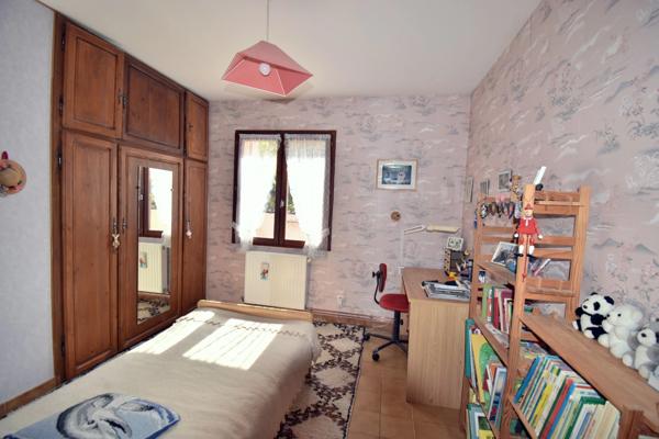 Aiglun, Maison individuelle 6 pièces, 5 chambres avec jardin, terrasse et garage de 30 m²