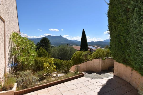 Aiglun, Maison individuelle 6 pièces, 5 chambres avec jardin, terrasse et garage de 30 m²