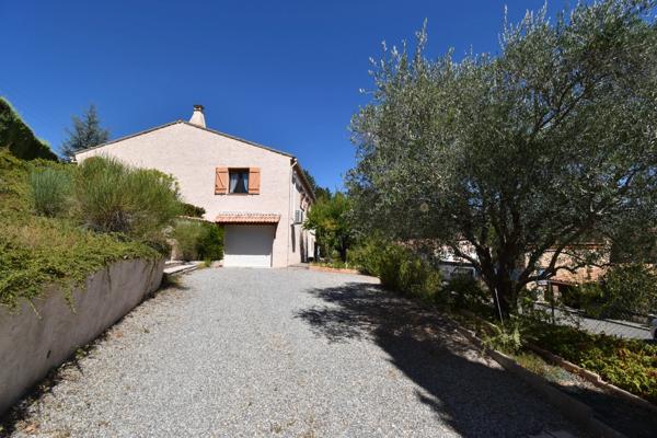 Aiglun, Maison individuelle 6 pièces, 5 chambres avec jardin, terrasse et garage de 30 m²