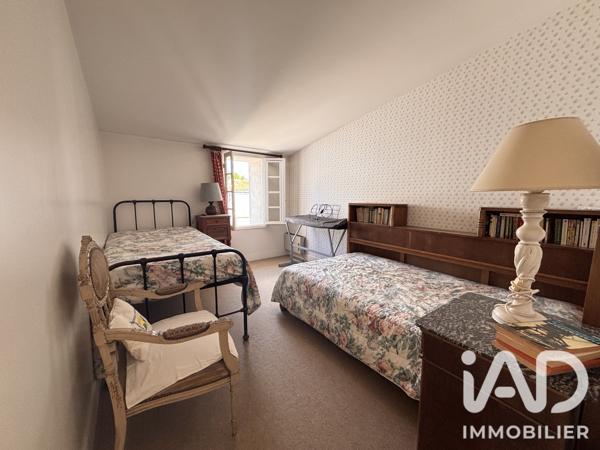 Maison à vendre 9 pièces 260 m² L'Éguille
