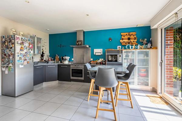 Maison à vendre 8 pièces 170m² Pérenchies (59840)