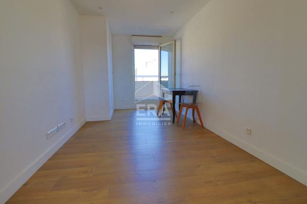 Appartement T5 de 120 m² avec terrasse de 51 m² - Dernier étage - Parking