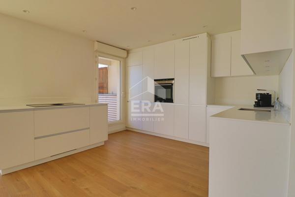 Appartement T5 de 120 m² avec terrasse de 51 m² - Dernier étage - Parking