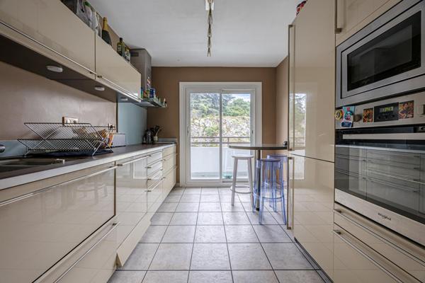 Appartement 5 pièces à vendre à Chambéry - Dernier étage avec garage et balcon