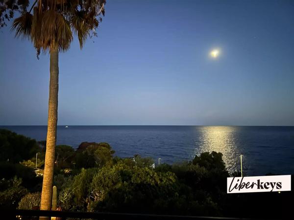 Superbe bastidon rénové - 3 pièces - 82  m2 - Terrasse/Loggia 24 m2 - Jardin 60 m2