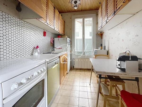 MAISON INDIVIDUELLE 3P AVEC CAVE, GARAGE ET GRAND JARDIN