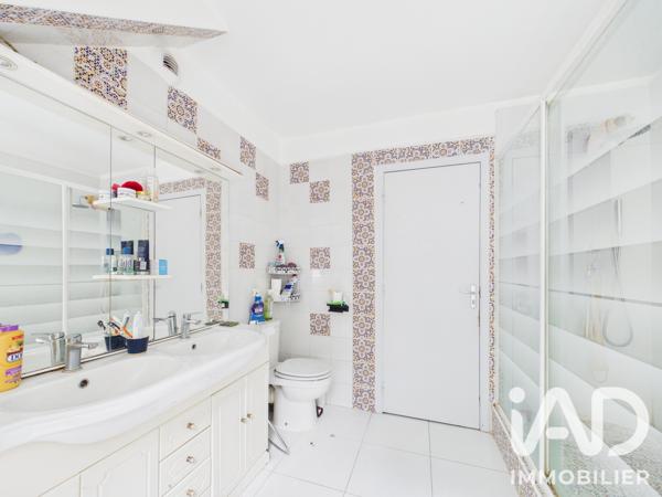 Maison à vendre 7 pièces 152,55 m² Évry-Courcouronnes