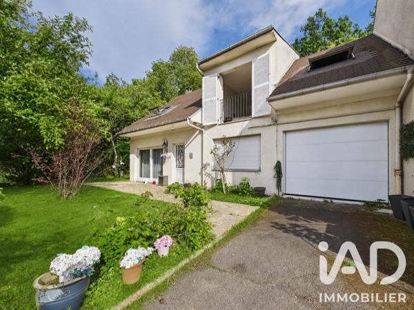 Maison à vendre 7 pièces 152,55 m² Évry-Courcouronnes