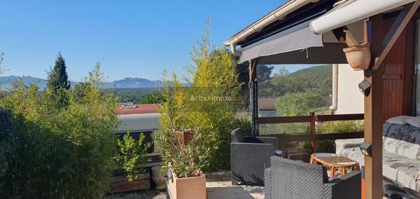 Vente                                                      Terrain
                        
                                         284 m2                     à Fréjus