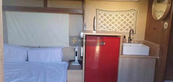 Vente                                                      Terrain
                        
                                         284 m2                     à Fréjus