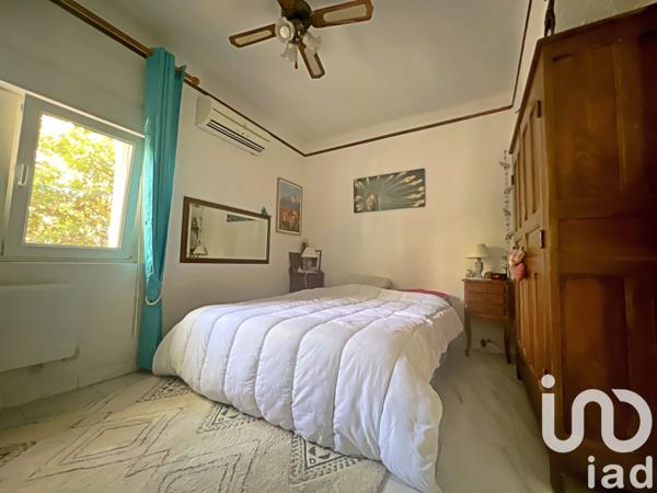 Appartement 4 pièces de 93 m² à Saint-Mitre-les-Remparts (13920)